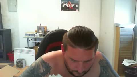 Snapshot of deinspielzeug87 chatting on September 18, 2025, 12:40 pm deinspielzeug87 online show from September 18, 2025, 12:40 pm