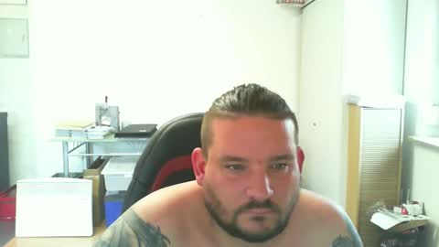 Snapshot of deinspielzeug87 chatting on October 8, 2025, 10:57 am deinspielzeug87 online show from October 8, 2025, 10:57 am