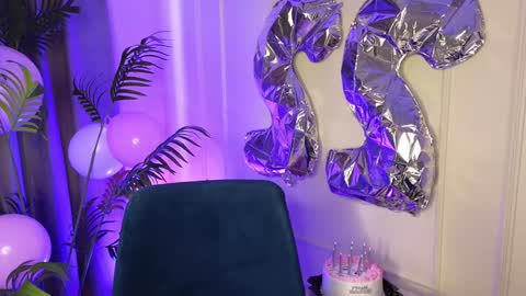 sexy bimbo little kitty asian misstress quen princes sexy girl you can just call me pleasure online show from December 13, 2024, 6:21 am