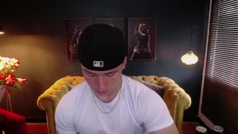 Snapshot of deivid_parker chatting on May 27, 2026, 1:41 pm Deivid online show from May 27, 2026, 1:41 pm