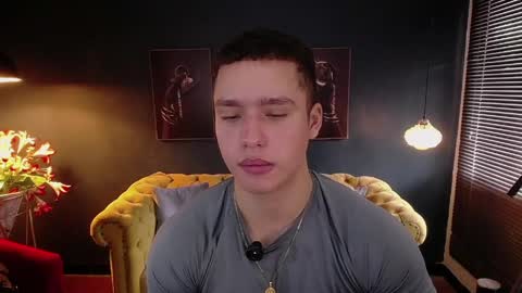 Snapshot of deivid_parker chatting on June 8, 2026, 1:33 pm Deivid online show from June 8, 2026, 1:33 pm