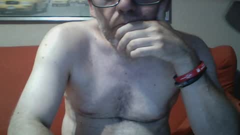 Snapshot of deividbowser chatting on July 21, 2026, 12:24 am deividbowser online show from July 21, 2026, 12:24 am