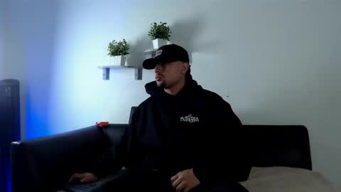  DEIVY  online show from December 23, 2025, 2:53 am