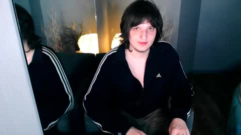 Snapshot of delalex chatting on May 22, 2026, 4:01 pm Alex online show from May 22, 2026, 4:01 pm