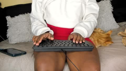 deli_la online show from April 6, 2026, 4:46 am