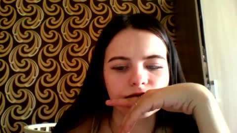 Snapshot of deliciastombaugh chatting on July 17, 2026, 6:09 am Kiki online show from July 17, 2026, 6:09 am