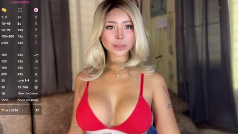 Hello your loving faye 3 online show from April 23, 2026, 7:41 am