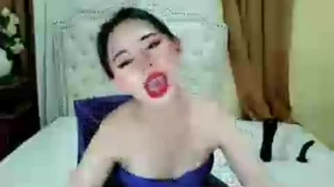 Snapshot of deliciously_sophie chatting on July 13, 2026, 7:00 am Sophie online show from July 13, 2026, 7:00 am