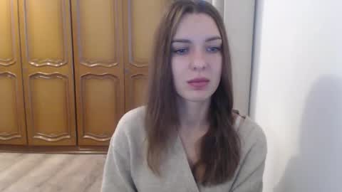 Aurora online show from October 31, 2025, 6:47 am