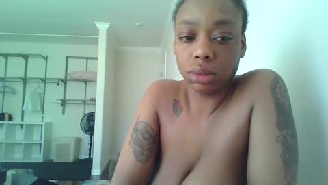 delightfuldark online show from February 8, 2025, 6:12 pm