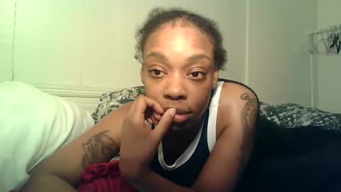 delightfuldark online show from February 22, 2025, 4:40 am