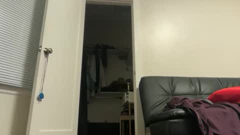 Snapshot of delightfuldark chatting on June 2, 2026, 9:33 am delightfuldark online show from June 2, 2026, 9:33 am