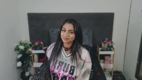Snapshot of delilah_blazee chatting on June 27, 2026, 10:26 pm Delilah Blaze online show from June 27, 2026, 10:26 pm