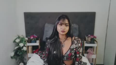 Snapshot of delilah_blazee chatting on July 17, 2026, 7:52 pm Delilah Blaze online show from July 17, 2026, 7:52 pm