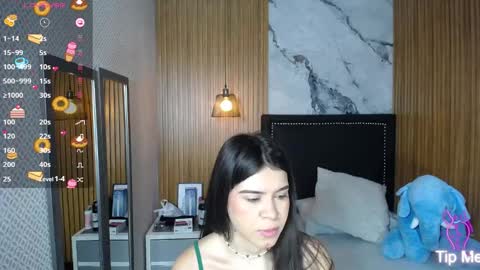 delilah_leone online show from November 1, 2025, 12:29 pm