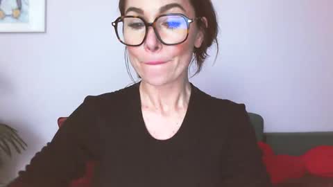 Snapshot of delilah_sweet chatting on March 26, 2026, 2:11 pm delilah_sweet online show from March 26, 2026, 2:11 pm