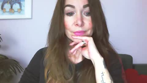 Snapshot of delilah_sweet chatting on April 7, 2026, 3:23 pm delilah_sweet online show from April 7, 2026, 3:23 pm