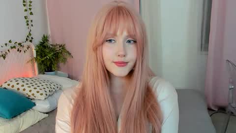 Delilah or Laila online show from September 10, 2025, 7:36 pm