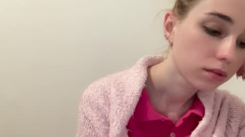 Delivery      online show from December 15, 2024, 1:35 am