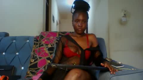 Ginger online show from October 12, 2025, 1:21 pm