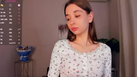 Eliza online show from April 16, 2026, 1:23 pm