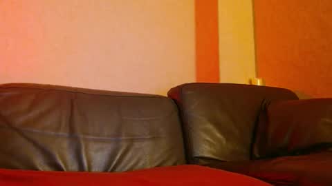 Delphine online show from March 15, 2026, 5:52 pm