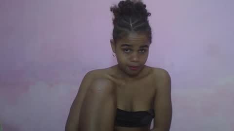 Snapshot of delphineee chatting on April 25, 2026, 11:02 am delphine online show from April 25, 2026, 11:02 am