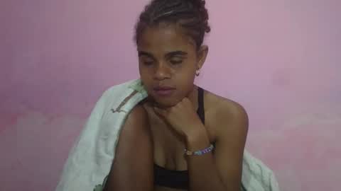 Snapshot of delphineee chatting on April 25, 2026, 1:41 pm delphine online show from April 25, 2026, 1:41 pm