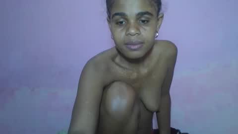 Snapshot of delphineee chatting on May 1, 2026, 1:05 pm delphine online show from May 1, 2026, 1:05 pm