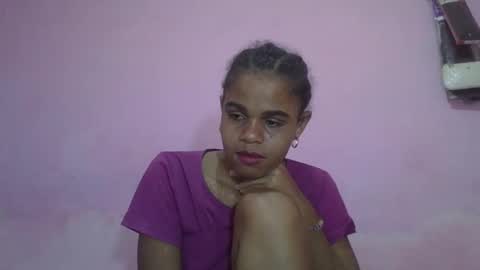 Snapshot of delphineee chatting on May 12, 2026, 5:48 am delphine online show from May 12, 2026, 5:48 am