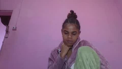 Snapshot of delphineee chatting on May 22, 2026, 2:51 am delphine online show from May 22, 2026, 2:51 am