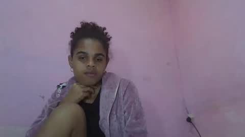 Snapshot of delphineee chatting on May 29, 2026, 4:49 pm delphine online show from May 29, 2026, 4:49 pm