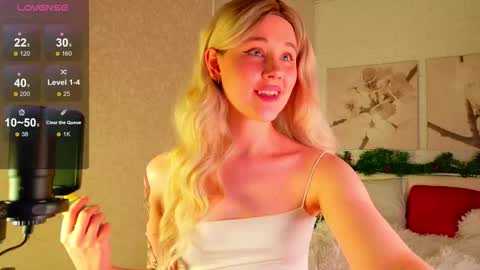 Delia online show from December 19, 2025, 4:25 pm