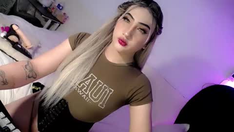 Chesca online show from November 15, 2025, 7:32 pm