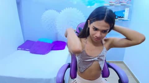 DEMI online show from September 13, 2025, 12:16 pm