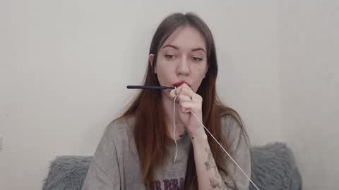 Demi. not your babybabebb and other shit online show from October 31, 2025, 4:24 am