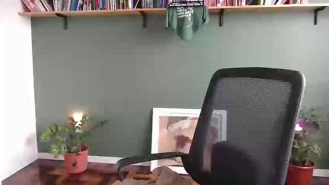 demmetria online show from January 8, 2026, 5:37 pm