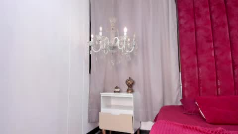   online show from April 11, 2026, 5:34 am