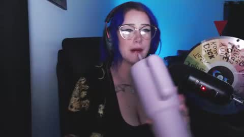 Snapshot of demongf chatting on June 20, 2026, 4:59 am Demoness Mina online show from June 20, 2026, 4:59 am