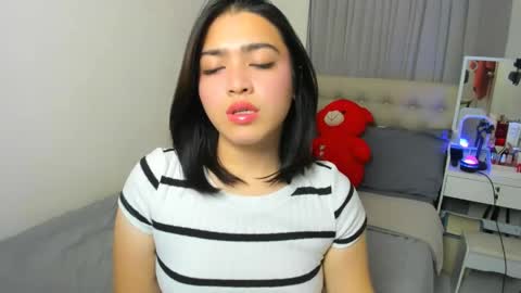 Snapshot of dencyleander chatting on May 14, 2026, 7:37 am Demi online show from May 14, 2026, 7:37 am
