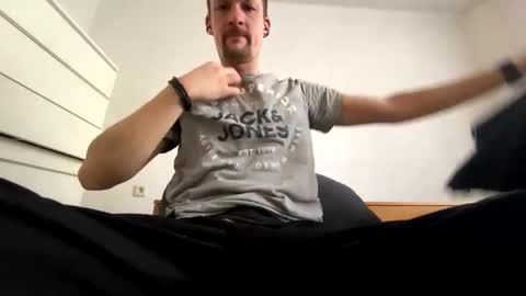 denis19872 online show from February 7, 2026, 1:48 pm