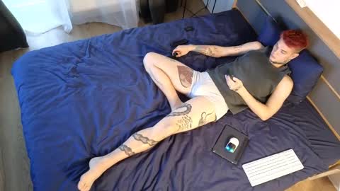 Snapshot of denis_here chatting on October 21, 2025, 9:10 am Denis online show from October 21, 2025, 9:10 am