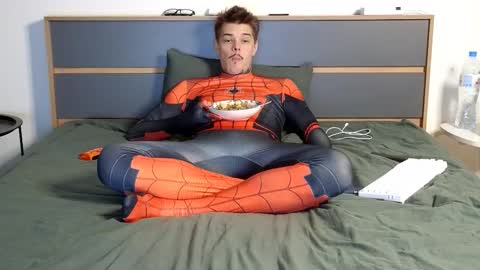 Snapshot of denis_here chatting on November 18, 2025, 7:13 am Denis online show from November 18, 2025, 7:13 am