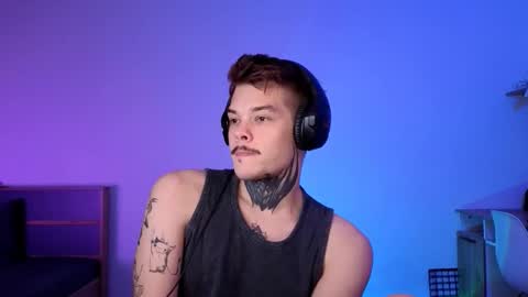 Snapshot of denis_here chatting on November 22, 2025, 4:28 pm Denis online show from November 22, 2025, 4:28 pm