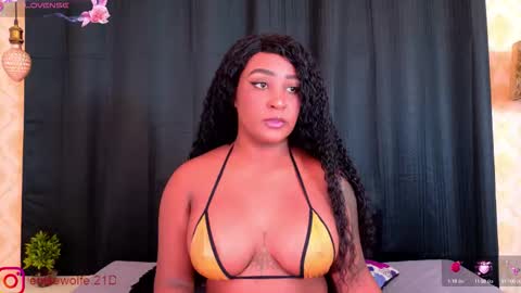 Denisse online show from October 6, 2025, 11:51 am