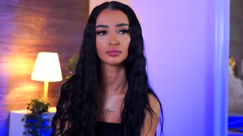 denisedevilles online show from December 9, 2024, 7:39 am