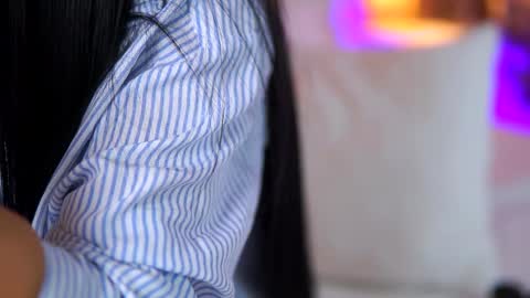 denisedevilles online show from February 1, 2025, 10:59 am