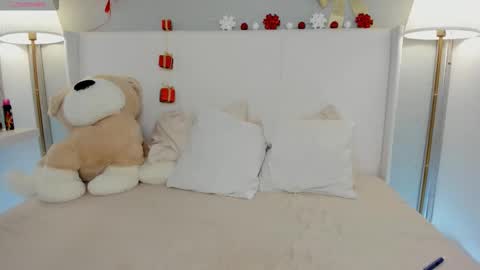 Dennise online show from March 21, 2026, 8:19 am