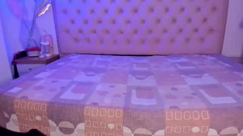 Snapshot of denisse_logan chatting on October 17, 2025, 2:26 am denisse_logan online show from October 17, 2025, 2:26 am