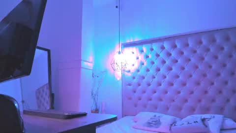Snapshot of denisse_logan chatting on June 26, 2026, 3:22 am denisse_logan online show from June 26, 2026, 3:22 am
